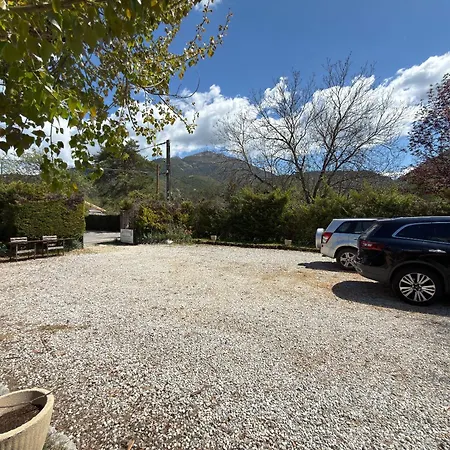 Appartement Au Cœur Du Verdon, Terrasse Et Jardin ! *
